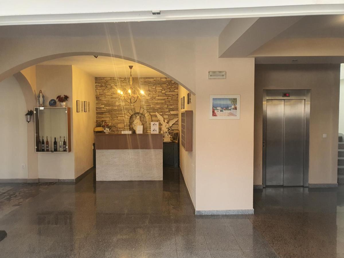 Hotel Barbaric Međugorje Eksteriør billede