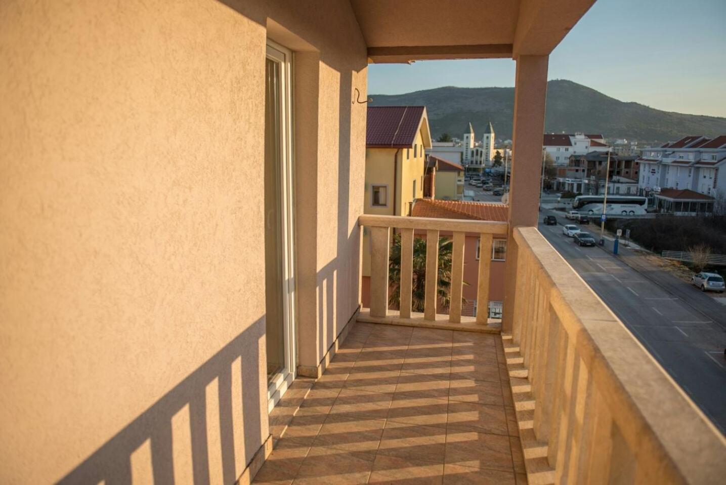 Hotel Barbaric Međugorje Eksteriør billede
